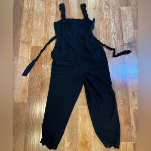 LUSH black jumper size Medium